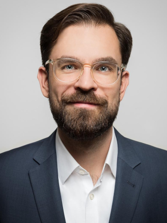 Dr.JulianHollender